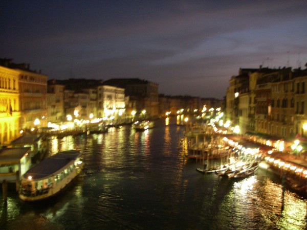 Blick auf Canale Grande von der Seufzerbrücke